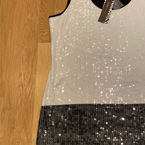 Dana Buchman Womens Sequined White Gray Tank Top w Black / NWT/Size M - Picture 3 of 9